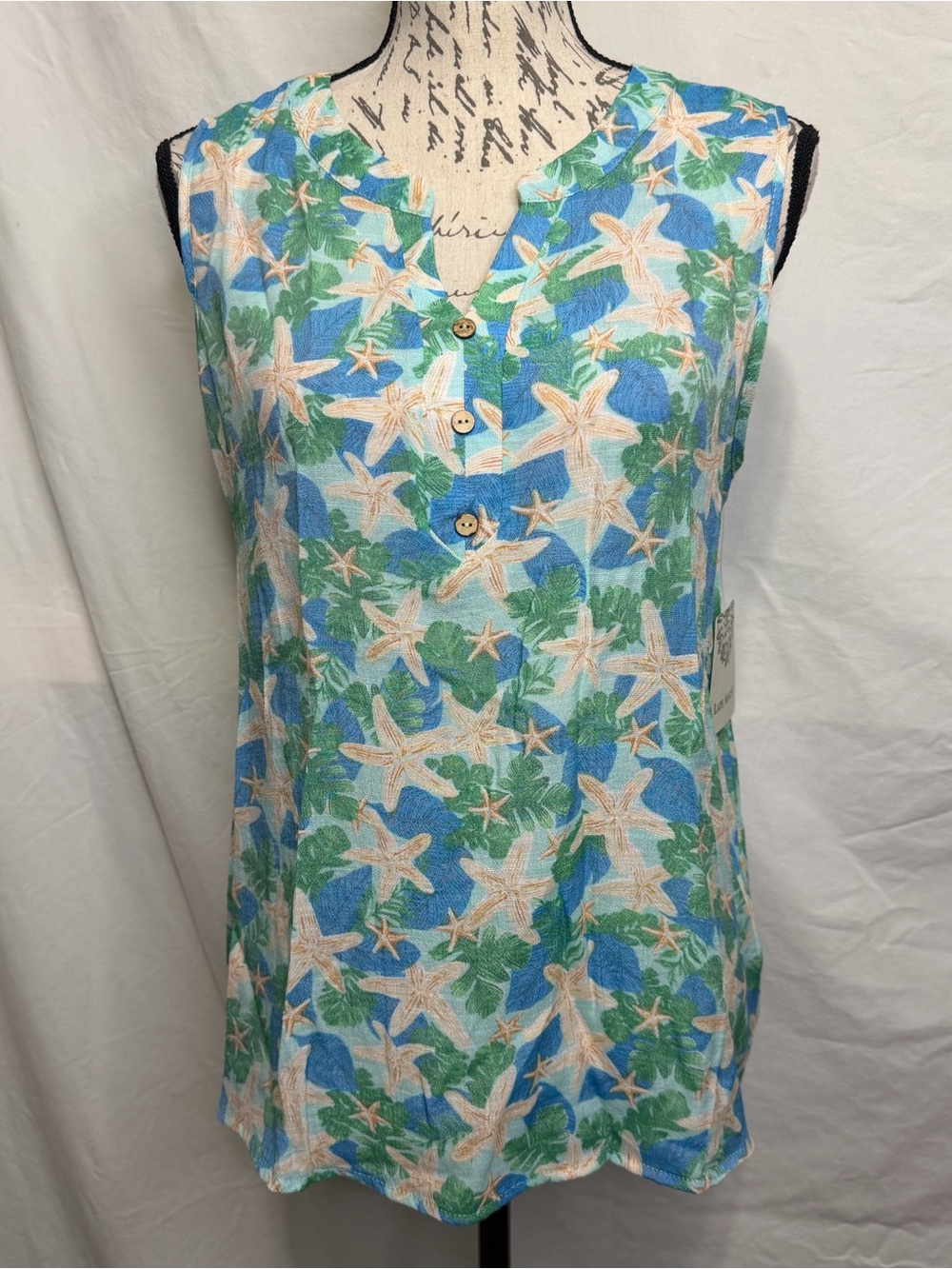 Late August Sleeveless Starfish Print Top - Blue & Green Size PL NWT